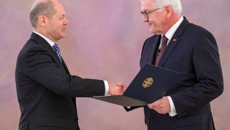 SADA JE JASNO RASPUŠTA SE BUNDESTAG Nemci će ponovo na izbore, nakon kolapsa Šolcove vlade
