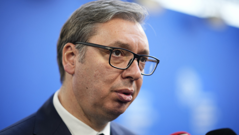 KOLUMNA DRAGUTINA MATANOVIĆA: Vučićev istorijski govor u Budimpešti i neophodnost mira