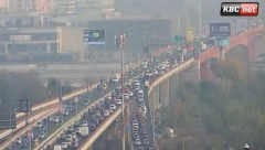 SAOBRAĆAJNI KOLAPS U BEOGRADU Zakrčeni mostovi i centar grada, automobili mile u dugim kolonama, gužva seli ka izlazima iz grada