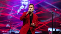 NOĆ ZA PAMĆENJE! Nenad Blizanac održao koncert pred prepunom salom i uz ogromnu podršku porodice i prijatelja