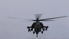 RUSKI HELIKOPTERI PREPLAVILI NEBO IZNAD KURSKA! Pogledajte kako su piloti uništili neprijateljske položaje! (VIDEO)