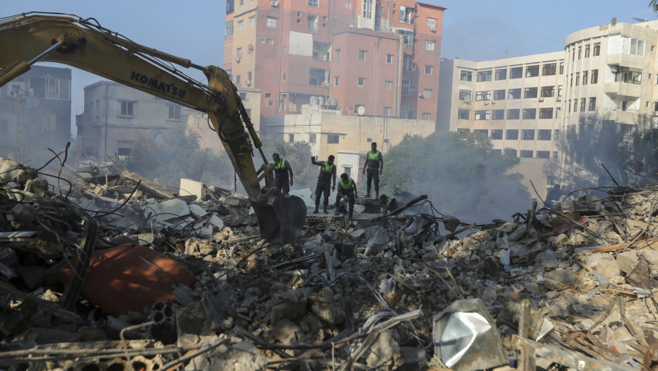 BAGERI I BULDOŽERI UNIŠTAVAJU SVE PRED SOBOM Izrael žestoko napada (FOTO/VIDEO)