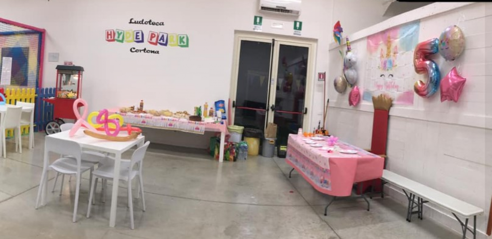 DEVOJČICI (5) NIKO OD DRUGARA NIJE DOŠAO NA ROĐENDAN Sama je bila u igraonici, a zbog pitanja koje je uputila majci svi plaču