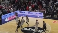 SUDIJE OPET POKRALE ZVEZDU Pogledajte kako je Asvel došao do pobede u poslednjim sekundama (VIDEO)