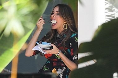 ISHRANOM PROTIV NERVOZE Ako ste često anksiozni, moguće je da vam ova stvar stvara problem, evo kako da je promenite