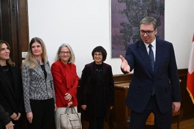 Vučić sa Rejnold o saradnji sa Švajcarskom u oblasti dualnog obrazovanja