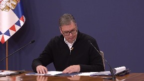 LISTE ČEKANJE ODLAZE U ZABORAV Predsednik Vučić najavio – od aprila naredne godine mnogih lista neće biti