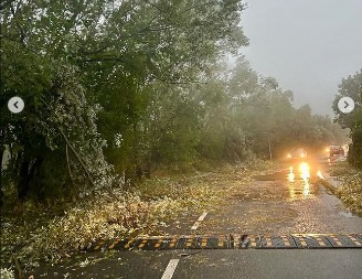 "U PANČEVU JE SMAK SVETA" Vetar nosi sve pred sobom, a evo šta će se desiti u Beogradu!