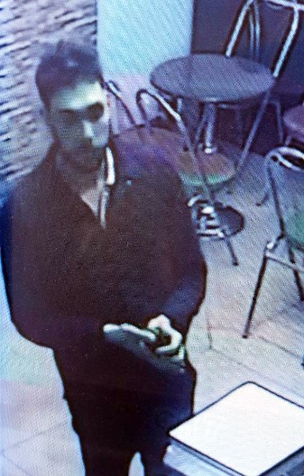 ZA NJIM TRAGA POLICIJA  Ukoliko ga vidite,  hitno pozovite nadležne