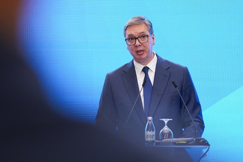 VUČIĆ SE OBRATIO NA OKRUGLOM STOLU "SRBIJA-SLOVAČKA" Važno je da zainteresujemo slovačke privrednike da dođu u našu zemlju