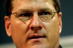 "VEOMA SMO BLIZU TAČKE BEZ POVRATKA" Bivši američki obaveštajac - Nova ruska raketa može da pogodi bilo koji deo Evrope