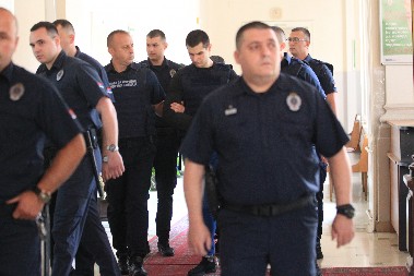 ZAVRŠNICA SUĐENJA KRVNIKU IZ DUBONE Za danas zakazane završne reči