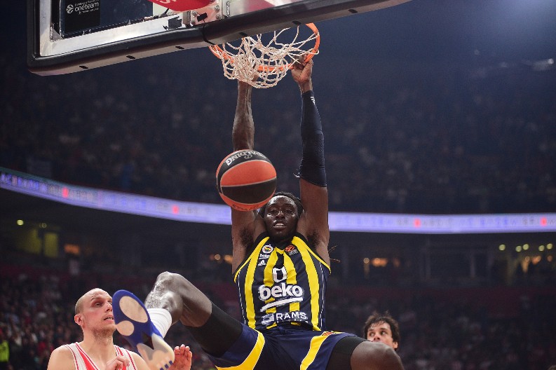 HAPOELOVA RUKAVICA U LICE Motli ucenjen, evo šta mora da uradi da bi se vratio u tim