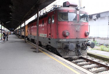 VOZ ISKLIZNUO IZ ŠINA KOD MELENACA Saobraćaj obustavljen