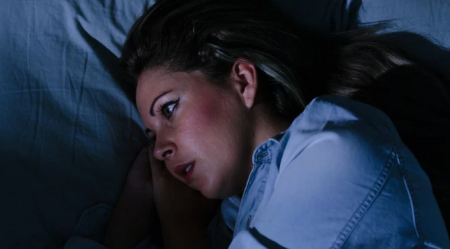 AKO SE BUDITE U OVO DOBA NOĆI TO JE LOŠ ZNAK Pogledajte na sat i saznajte šta u vašem telu nije u redu