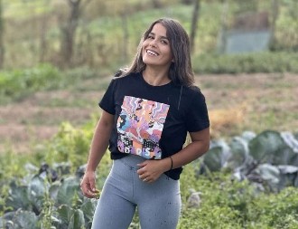 "AKO RADIM U ŠTALI NE ZNAČI DA NE MOGU LEPO DA IZGLEDAM!" Tamara je žena zmaj - ima sedmoro dece i oko 40 goveda! (FOTO)