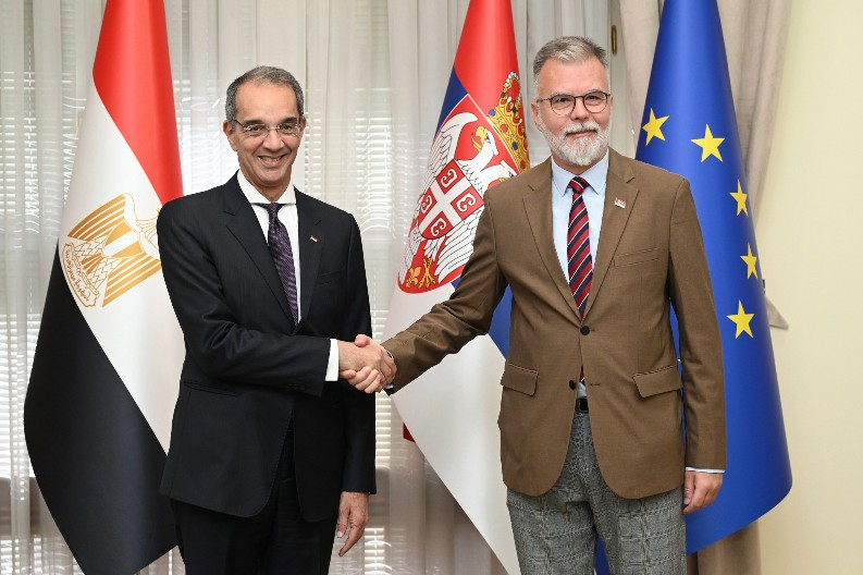 OSNAŽIVANJE SARADNJE U OBLASTI TELEKOMUNIKACIJA I NAUKE Ministar komunikacija i informacionih tehnologija Egipta u poseti Srbiji