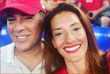 JOVANA JOKSIMOVIĆ SLAVI NA MARAKANI! Voditeljka u transu nakon pobede!