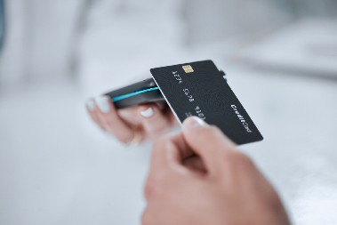 NASTAVLJEN TREND RASTA Građani i privreda sve više koriste digitalno bankarstvo