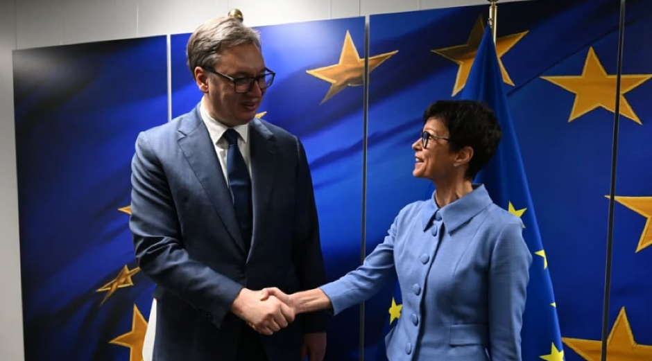 "RAZGOVARALI SMO O UBRZANJU EVROPSKOG PUTA SRBIJE" Dobar i srdačan susret Vučića sa Martom Kos (FOTO)