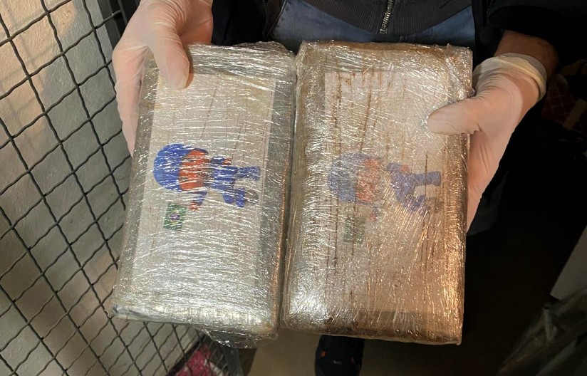 ŠOKANTNO OTKRIĆE NA KOKAINU NAĐENOM U ZEMUN POLJU Narko-bos ostavio potpis kao čuveni crtani lik za bebe - ovo nikad nije viđeno! (FOTO)