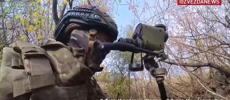 RUSKI SNAJPERISTA MASAKRIRAO KOLONU PEŠADIJE: Snimak  kroz nišan koji će vas ostaviti bez daha! (VIDEO)