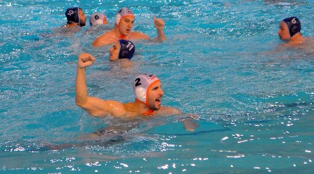 RADNIČKI SLAVIO U DERBIJU REGIONALNE LIGE Sve prštalo u duelu Kragujevčana i Novobeograđana