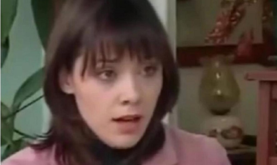 MAJU LJUTIĆ SMO GLEDALI U SERIJE "STIŽU DOLARI", A ONDA SE GLUMICA POTPUNO POVUKLA I NESTALA Gde je danas i šta radi Dubravka Kovjanić?