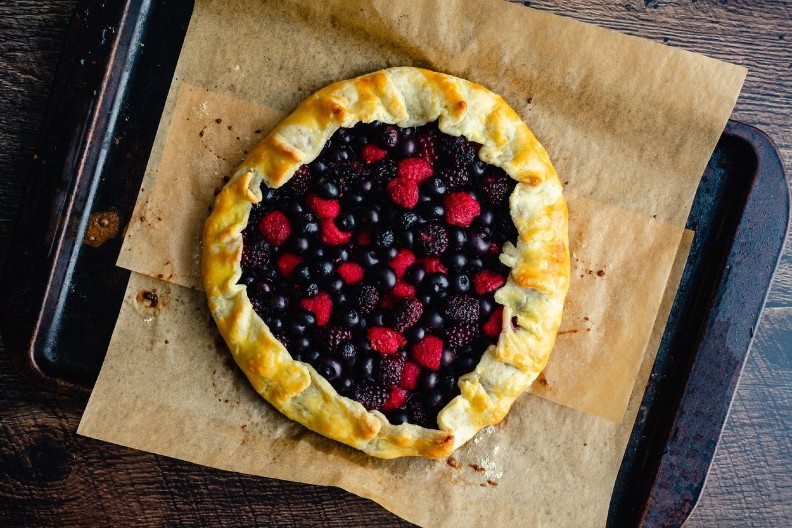 NIJE BEZOPASAN I MOŽE UGROZITI ZDRAVLJE Evo zašto bi papir za pečenje mogao biti najveća greška u vašoj kuhinji