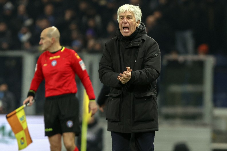 PROZIVKA KAKVU FUDBALSKI SVET NE PAMTI Samardžićev trener udario na najboljeg igrača: On je jedan od najgorih