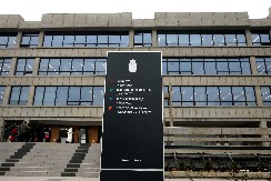 PODNETO JOŠ DESETINE USTAVNIH ŽALBI ZBOG OBUSTAVE RADA OSNOVNIH I SREDNJIH ŠKOLA