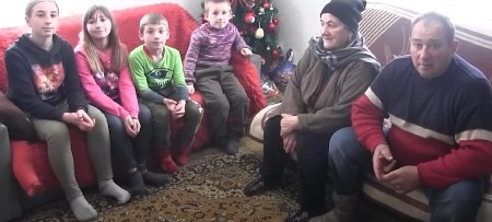 VELIBOR SA GOLIJE PRE VIŠE OD 10 GODINA OŽENIO ALBANKU Ali jednog trenutka je sve pošlo po zlu, sudbina se okrutno poigrala sa četvoro male dece! (VIDEO)