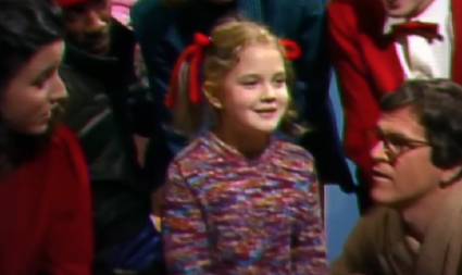 OVA DEVOJČICA DANAS PUNI 50. GODINA Glumica se proslavila kao dete, ali Srbija je pamti i po ulozi u ,,Čarlijevim anđelima"