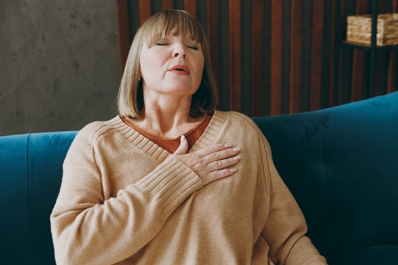 RANI SIMPTOMI SRČANOG UDARA Kardiolog ističe da niko na njih ne obraća pažnju, a najavljuju infarkt