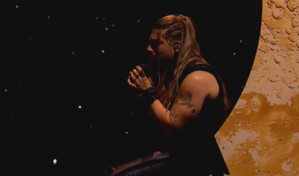 SKANDALČINA NA PZE! Na takmičara pala scenografija, jedva izvukao živu glavu!