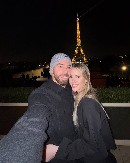 ROMANSA Srpska lepotica u Parizu, a pored nje... „Delije“ će se oduševiti