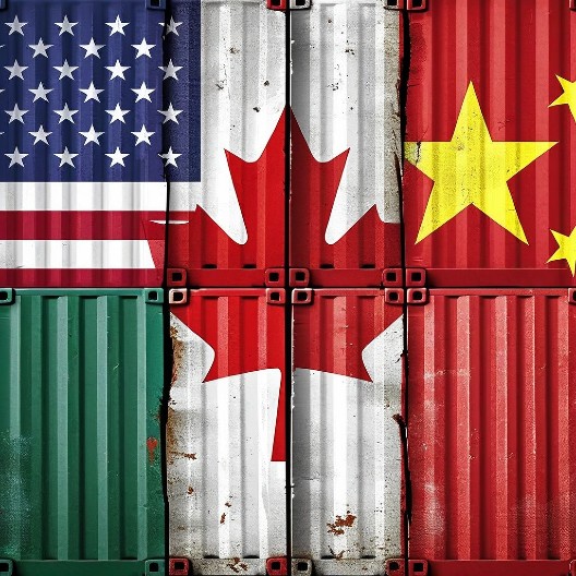 TRUDO UZVRAĆA UDARAC Carine na 30 milijardi dolara američke robe