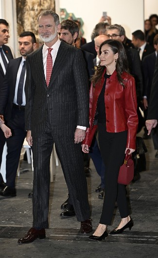 NAJUDOBNIJE CIPELE SA ŠTIKLOM Elegantne su, ali noge u njima ne bole i zato ih kraljica Leticija ne skida!