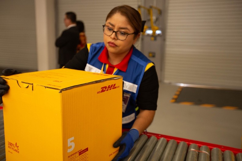 NEMA MILOSTI, POŠTA OTPUŠTA RADNIKE DHL najavio otkaz za 8.000 zaposlenih zbog pada potražnje
