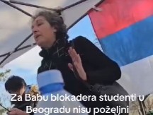 ZA BABU BLOKADERKU STUDENTI NISU DOBRODOŠLI Sramota! Napala studente jer "ne može da šeta"!