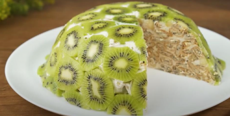 KIVI TORTA SA KEKSOM I BANANAMA Nepečena poslastica kao osmišljena za dolazak nenajavljenih gostiju