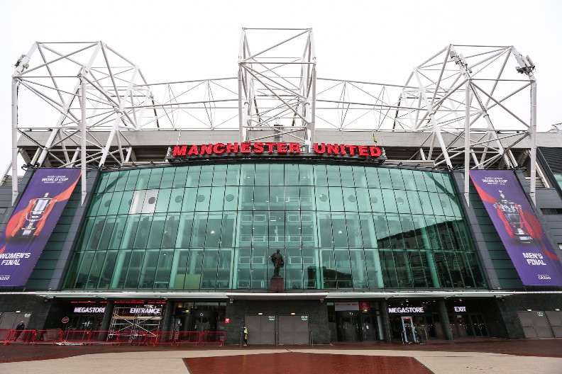 ŠOK ODLUKA, OSTRVO SE TRESE Ruši se "Old Traford"!