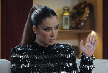 OVAJ MOĆNIK JE OTAC TEE TAIROVIĆ! Bio je u vezi sa našom poznatom glumicom, a pevačica ga samo jednom pokazala javnosti!