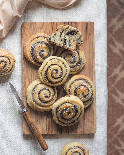 NEODOLJIVI PUŽIĆI SA MAKOM Prave se lako, a ukusa koji priča priče
