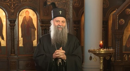 SINOD SPC POSLAO PORUKU VERNOM NARODU: Pozivamo sve bez izuzetka da nasilje svake vrste bude odbačeno (VIDEO)