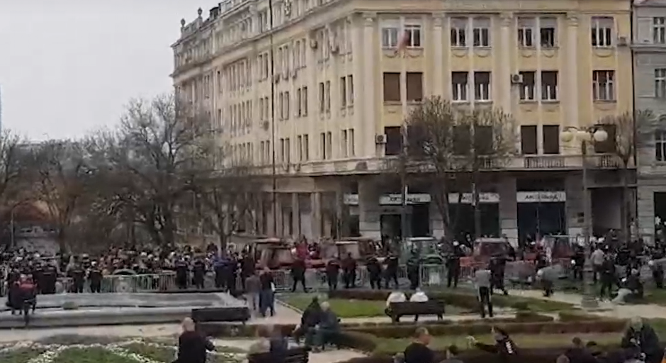 U GROBU SE PREVRĆU SVI ONI KOJI SU STRADALI OD RUKE HRVATSKIH ZLOČINACA! Ovo je najpodmuklija kampanja rušenja Srbije (FOTO)