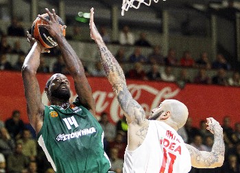 OBJAVIO JE SAMO JEDNU REČ Oglasio se bivši košarkaš Zvezde zbog tragedije u Kočanima (FOTO)