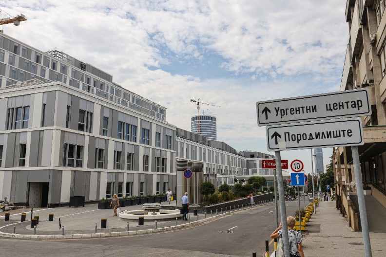 HITNO SAOPŠTENJE: UKCS demantuje navode o zbrinjavaju pacijenata sa tegobama izazvanih nekanvim "zvučnim topom"