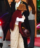 ŠTA JOJ SE DESILO? Supruga poznatog pevača se osušila, ima manje od 45 kg, niko ne može da je prepozna