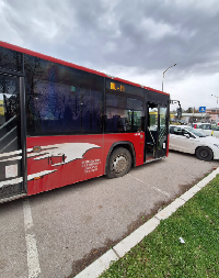 KLASIČNA DIVERZIJA U REŽIJI OPOZICIJE  Buše gume na Lastrinim autobusima koji prevozi radnike Kolubare